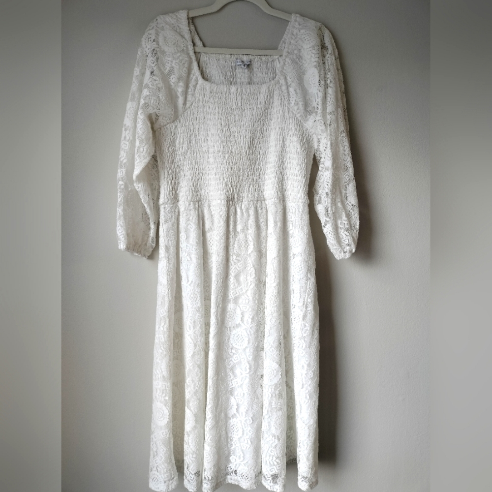 White Lace Baltic Born Women's Plus Size Dress
